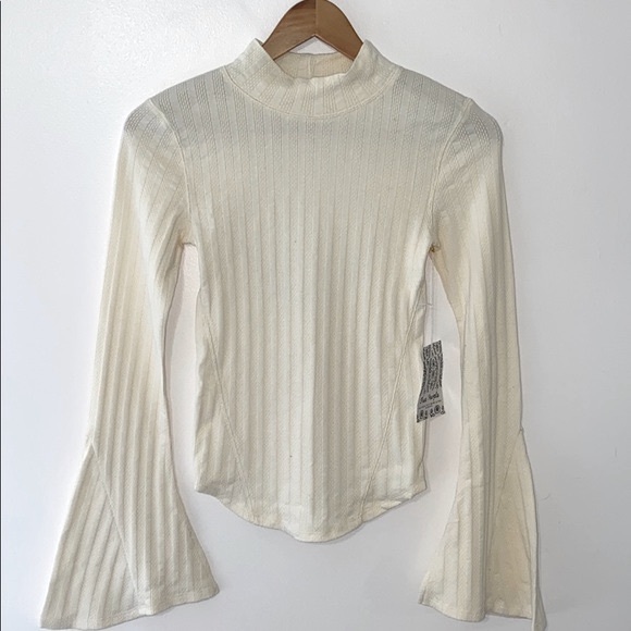 Free People Bell Sleeve Open Back Top - Picture 2 of 5